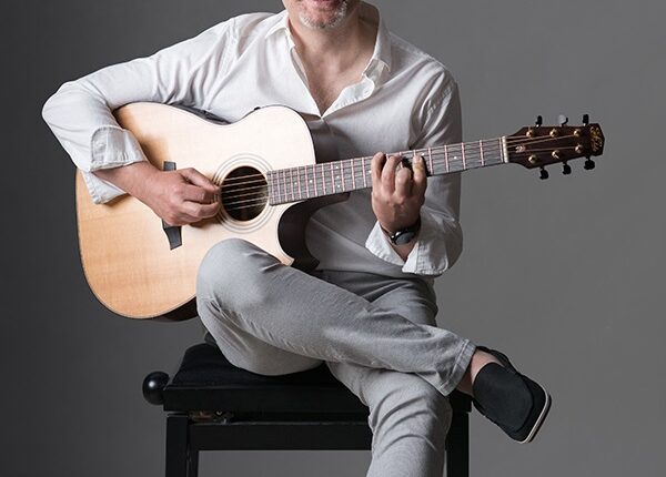 Gitarrist Adam Palma
