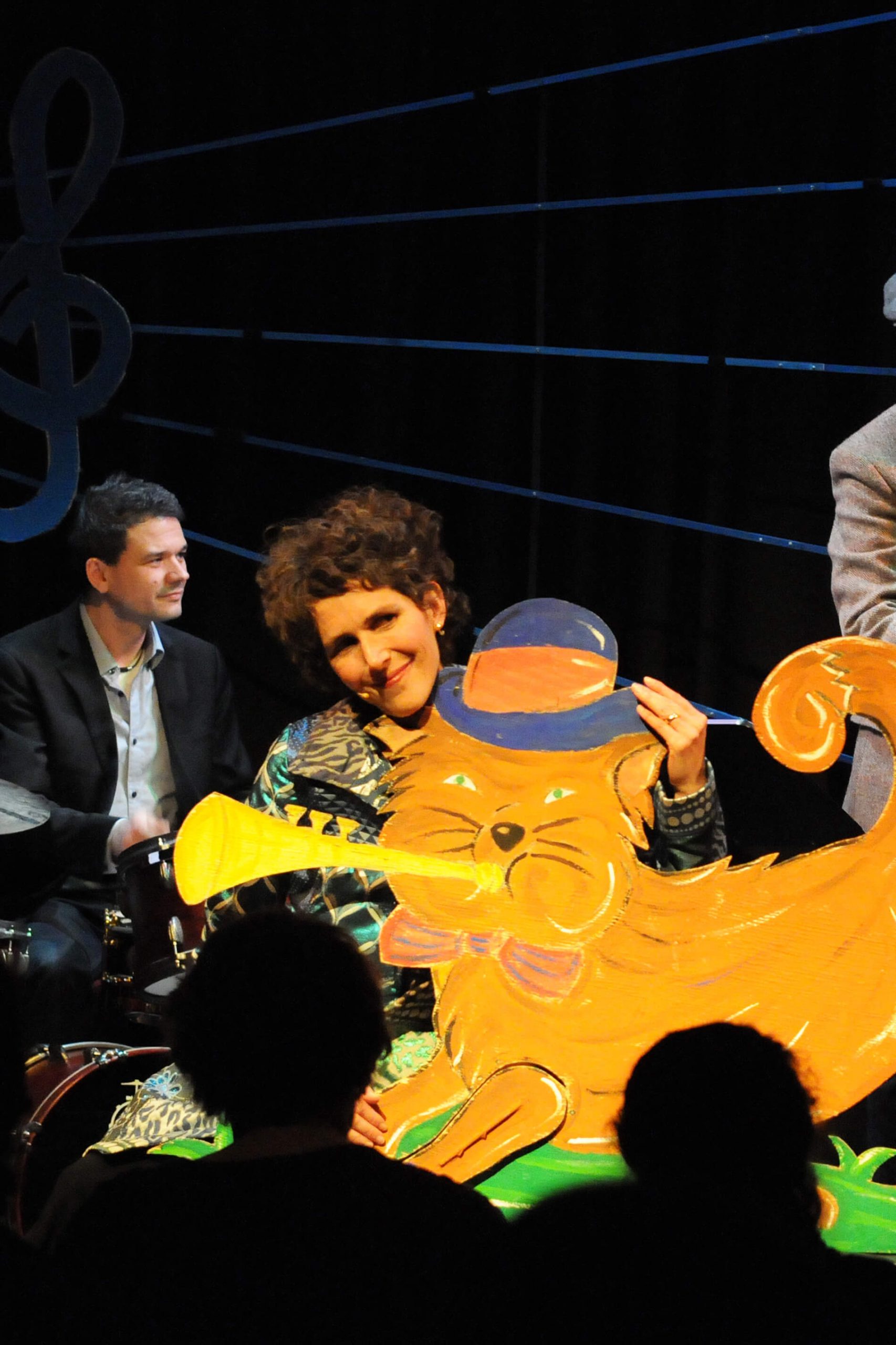 Kinderkonzert Matze mit der blauen Tatze mini musik Gitarrenfestival Bad Aibling