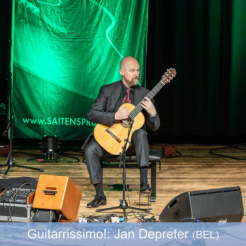 Jan Depreter beim Gitarrenfestival Saitensprünge 2023 in Bad Aibling