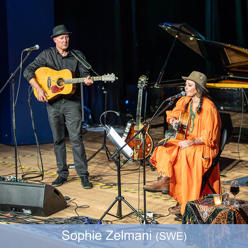 Sophie Zelmani beim Gitarrenfestival Saitensprünge 2023 in Bad Aibling
