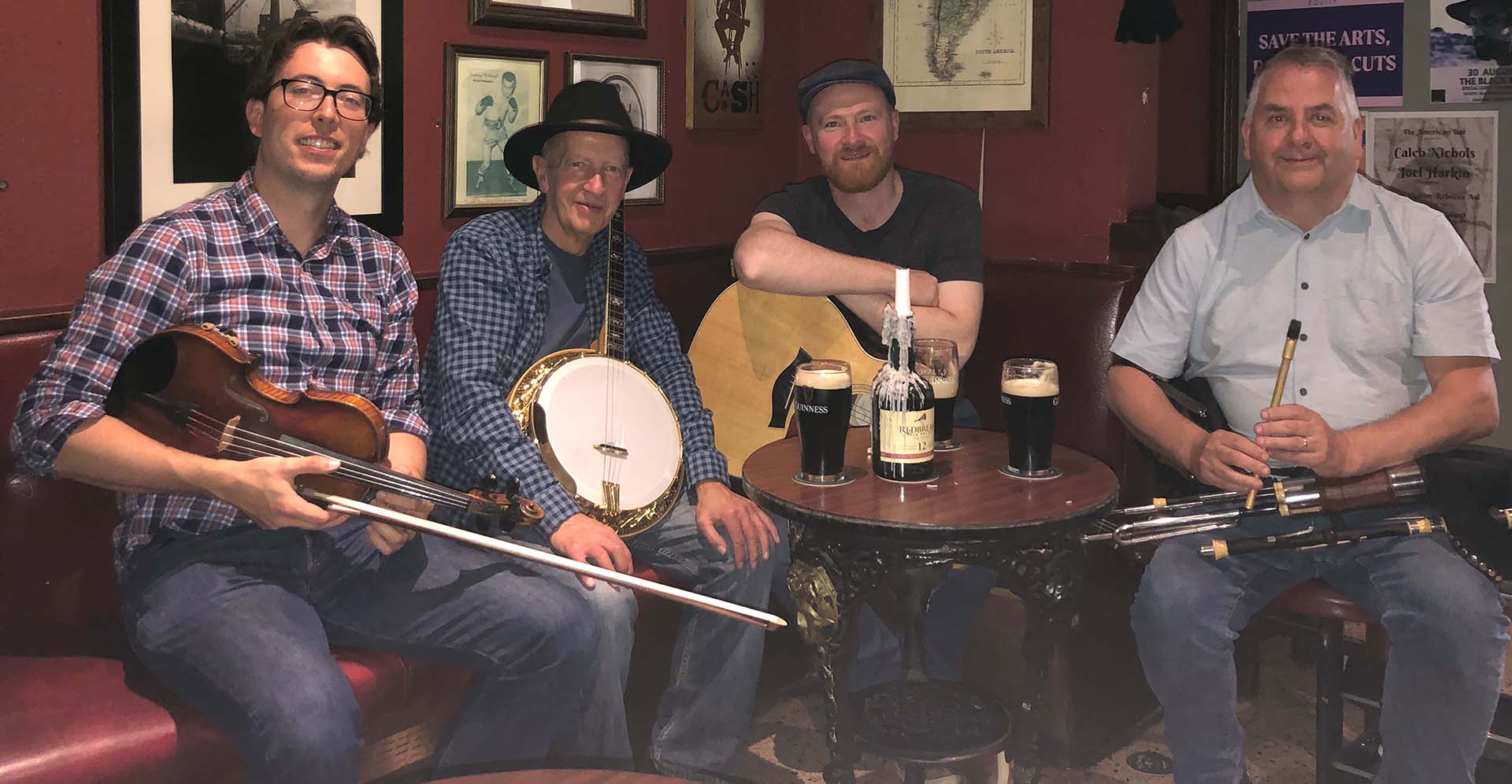 Gruppenbild der irischen Band Craobh Rua